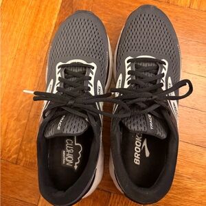 Brooks Trace Running Shoes
